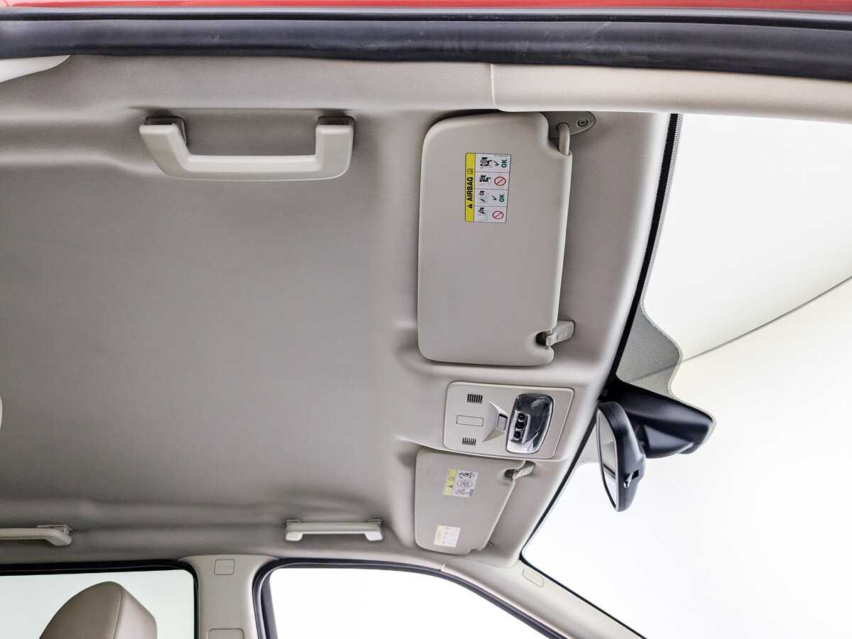 Land Rover Freelander с пробегом — 2010 год. Фото: #18