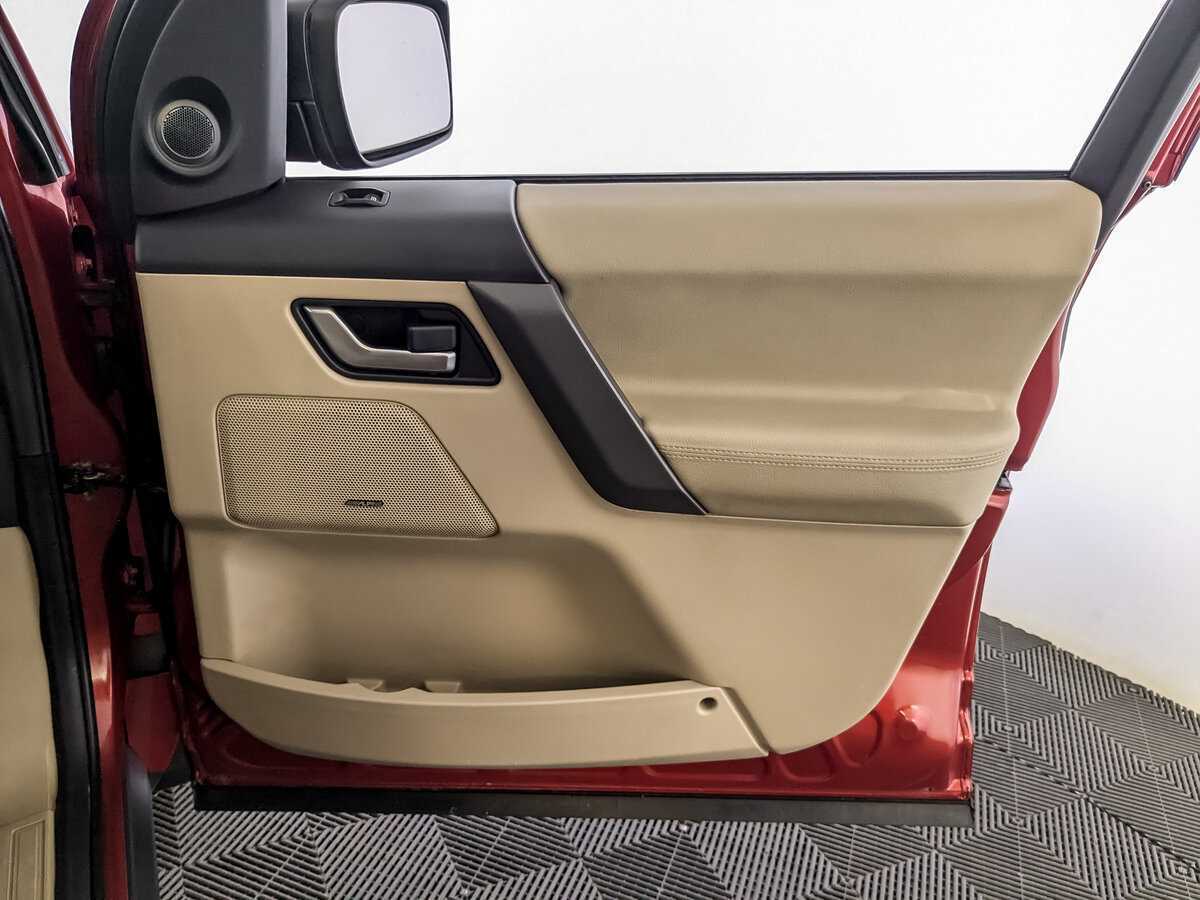 Land Rover Freelander с пробегом — 2010 год. Фото: #20