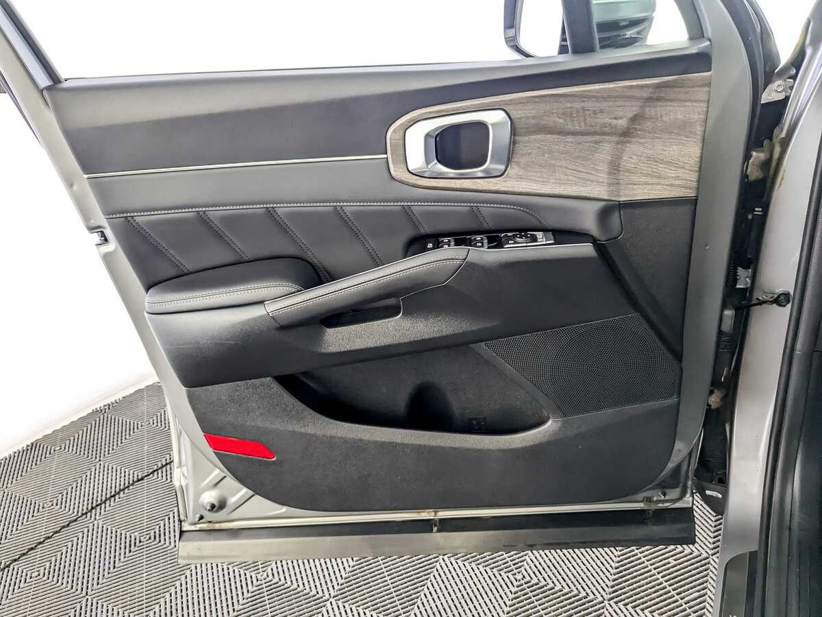 Kia Sorento с пробегом — 2021 год. Фото: #14