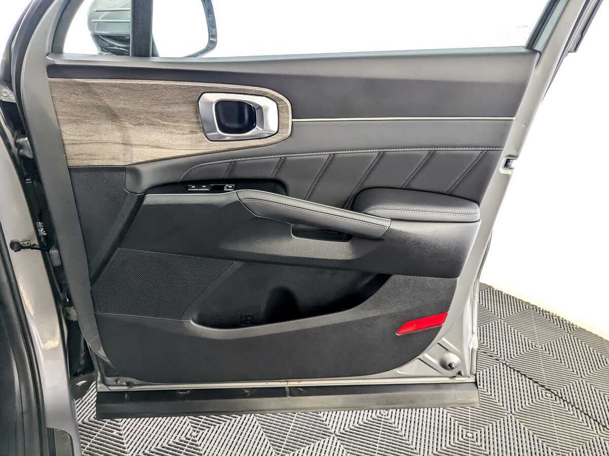 Kia Sorento с пробегом — 2021 год. Фото: #20