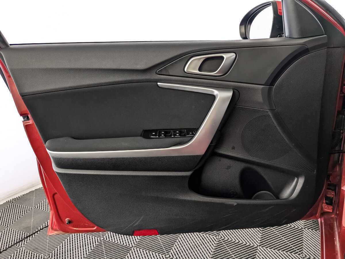 Kia Ceed с пробегом — 2021 год. Фото: #14