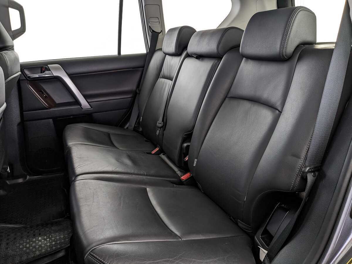 Toyota Land Cruiser Prado с пробегом — 2015 год. Фото: #13