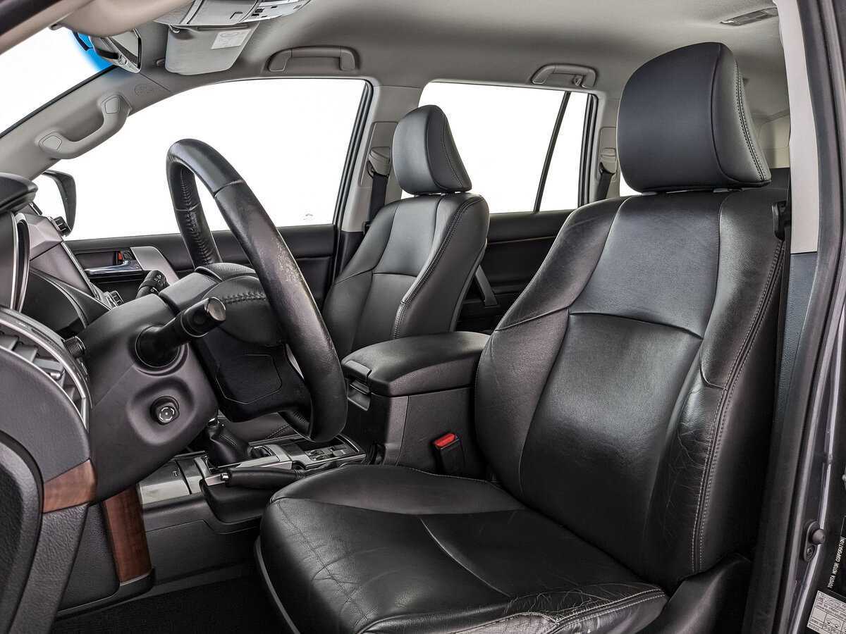 Toyota Land Cruiser Prado с пробегом — 2015 год. Фото: #15