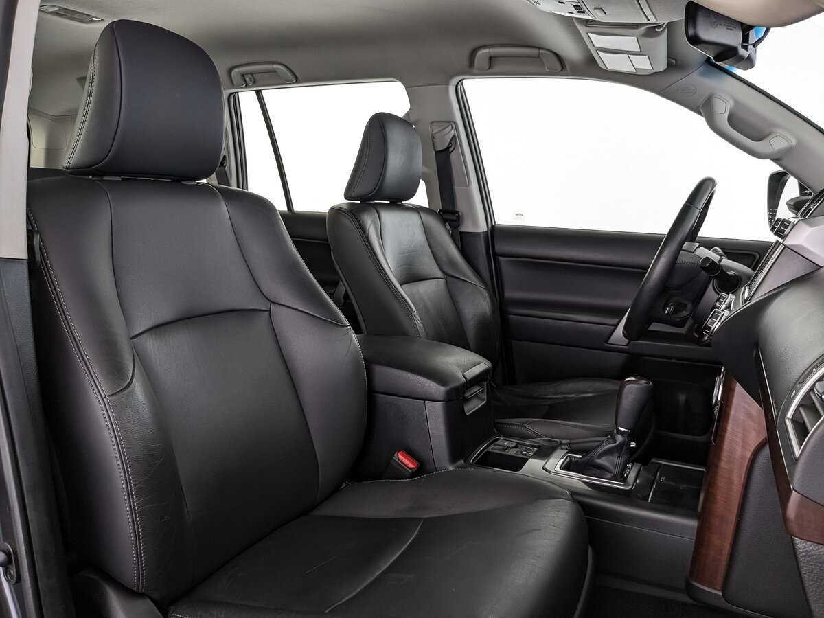 Toyota Land Cruiser Prado с пробегом — 2015 год. Фото: #19