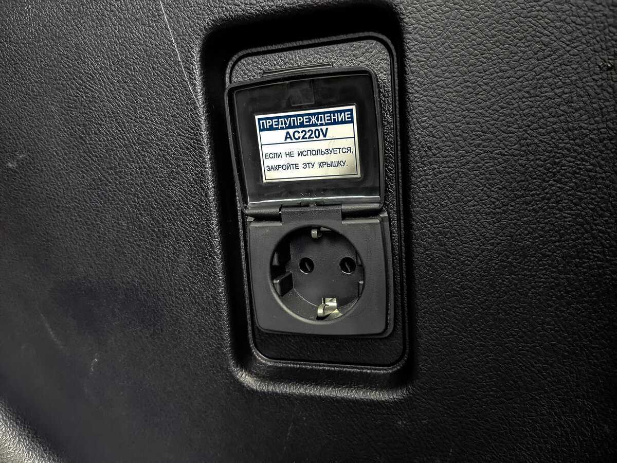 Toyota Land Cruiser Prado с пробегом — 2015 год. Фото: #21