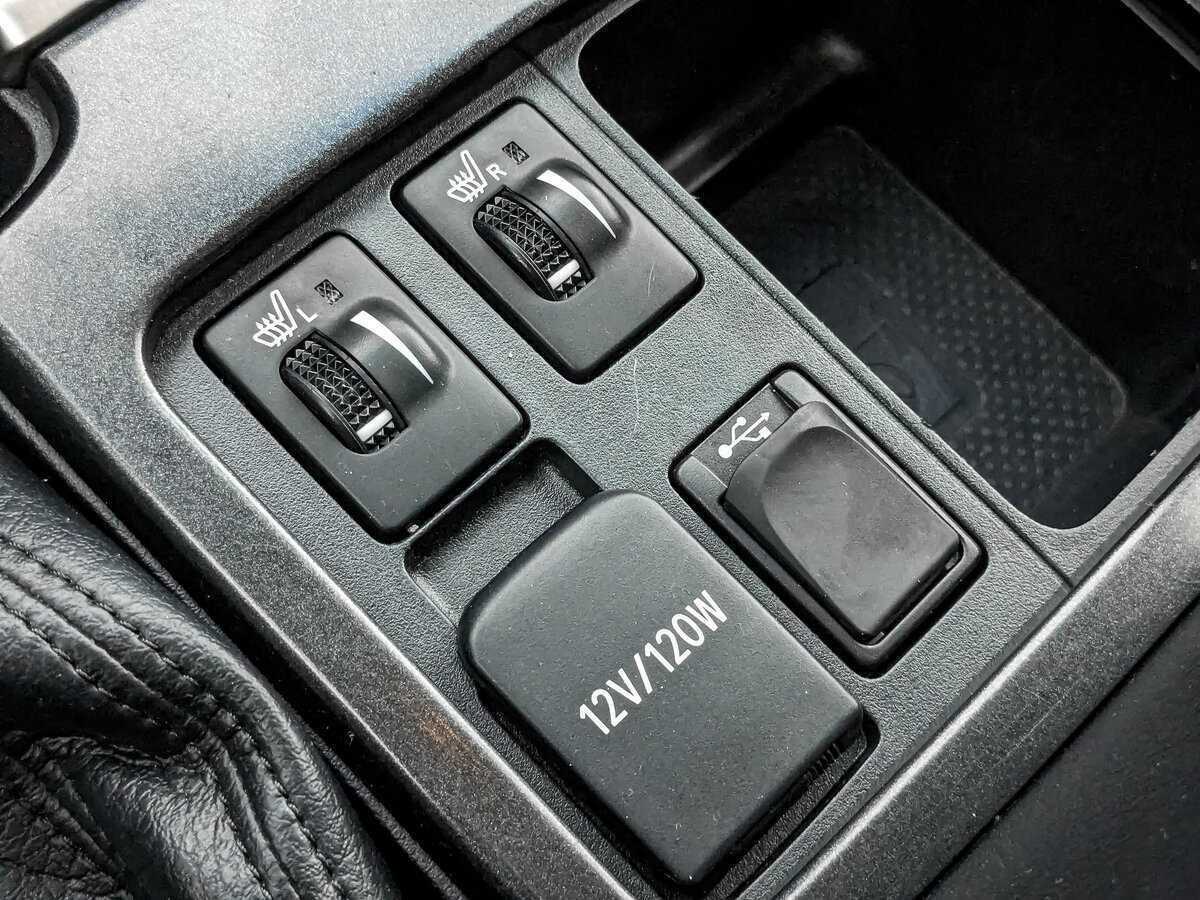 Toyota Land Cruiser Prado с пробегом — 2015 год. Фото: #25