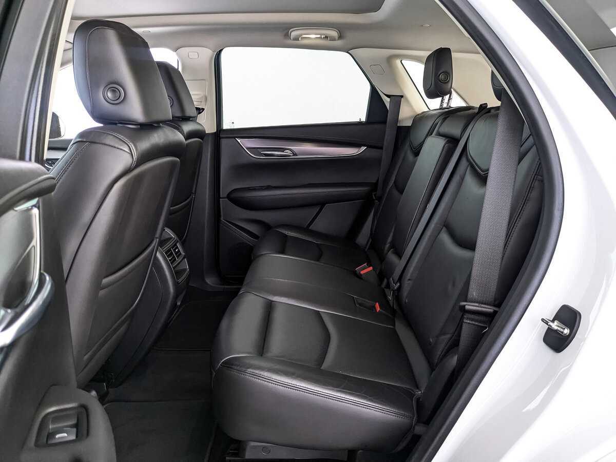 Cadillac XT5 с пробегом — 2016 год. Фото: #13