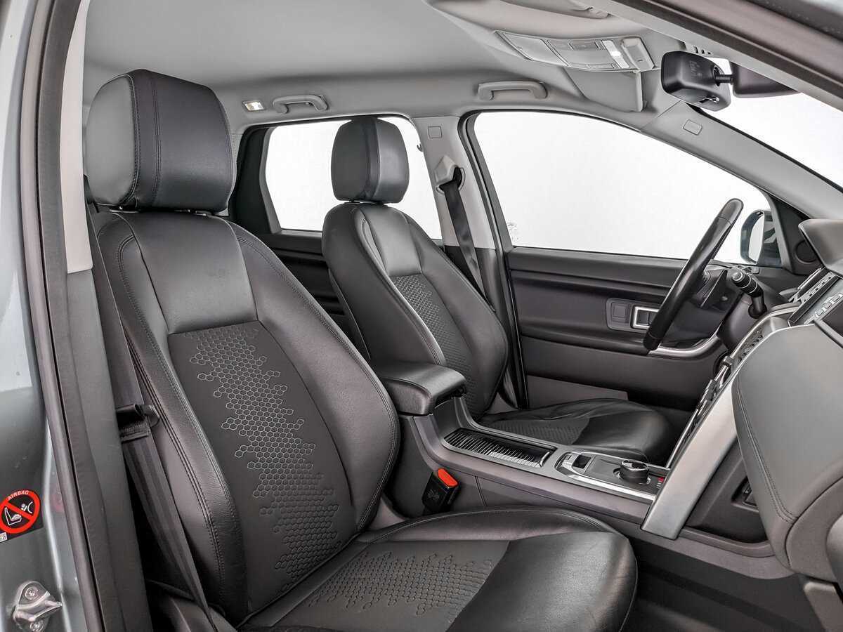Land Rover Discovery Sport с пробегом — 2018 год. Фото: #19