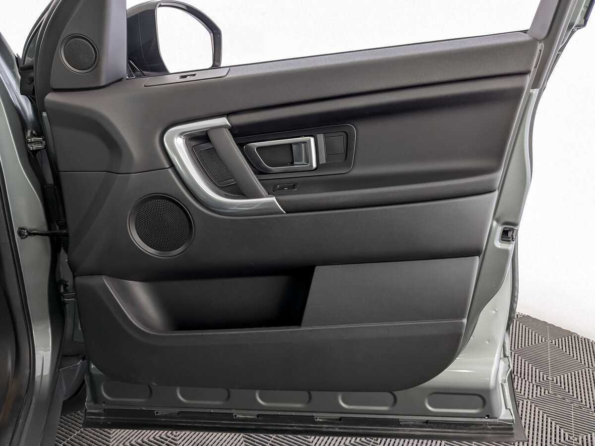 Land Rover Discovery Sport с пробегом — 2018 год. Фото: #20