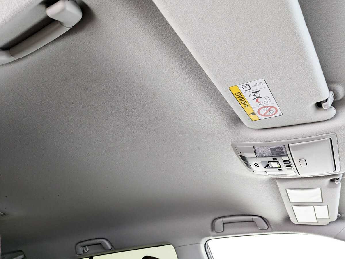 Toyota Land Cruiser Prado с пробегом — 2017 год. Фото: #18