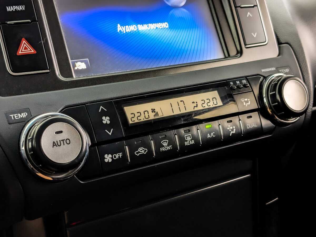 Toyota Land Cruiser Prado с пробегом — 2017 год. Фото: #21