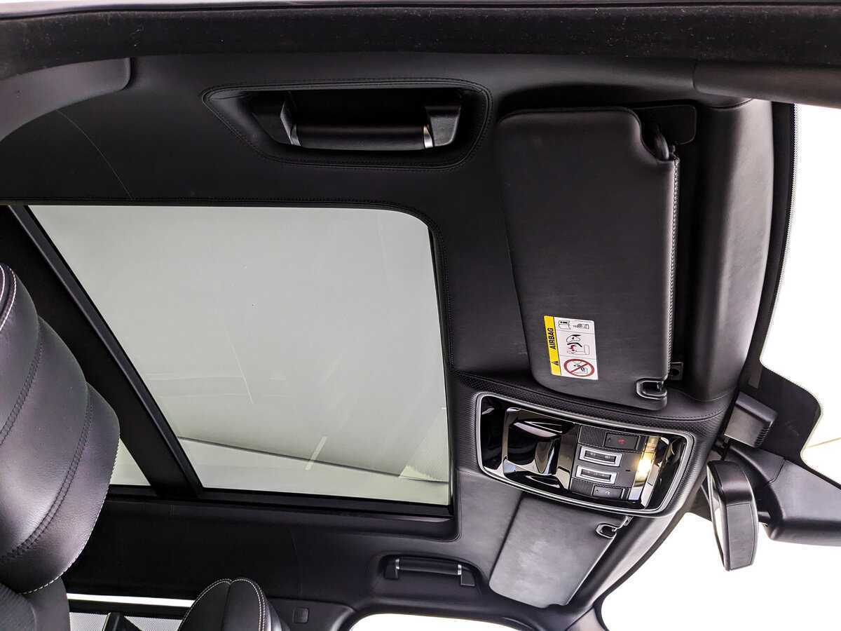 Land Rover Range Rover с пробегом — 2016 год. Фото: #18