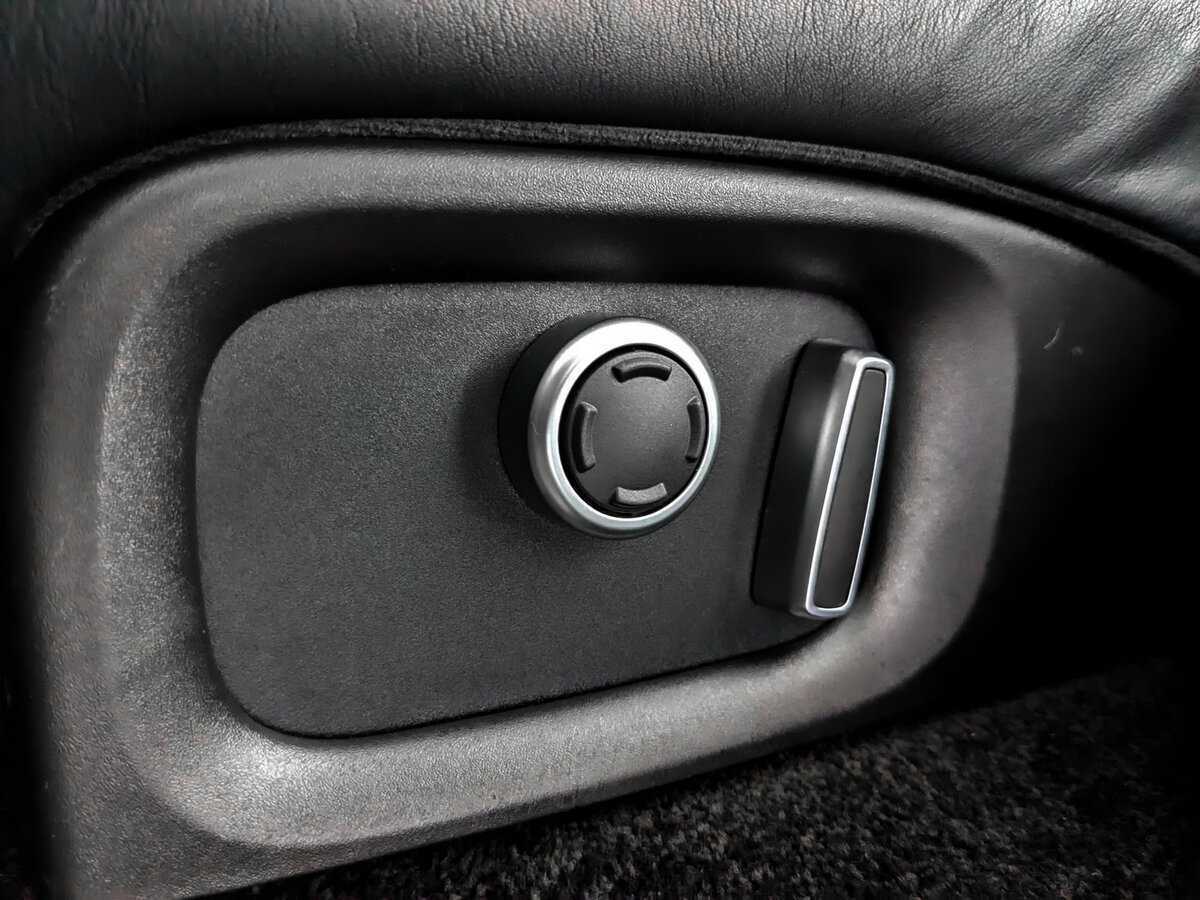 Land Rover Range Rover с пробегом — 2016 год. Фото: #20