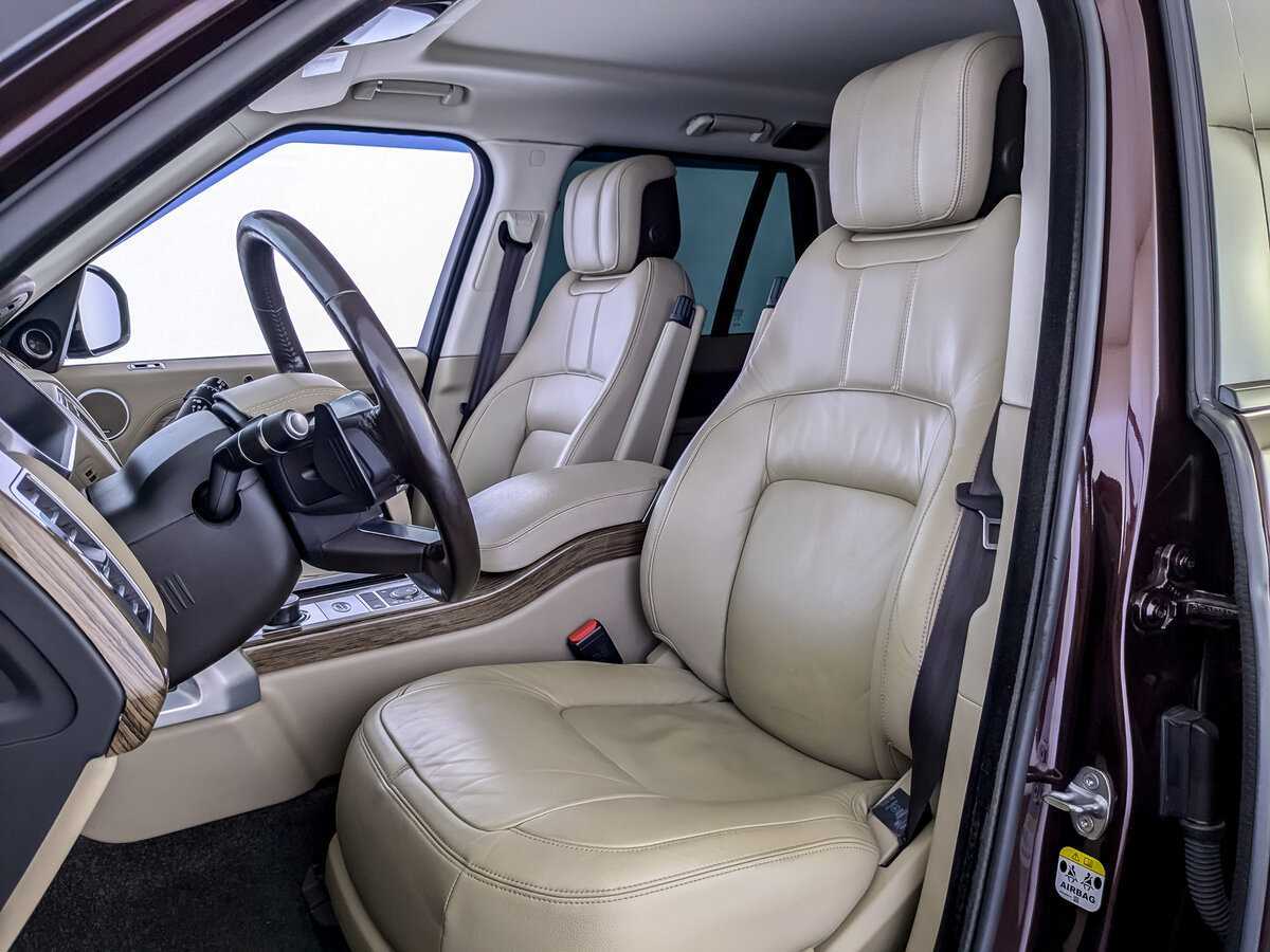 Land Rover Range Rover с пробегом — 2018 год. Фото: #15