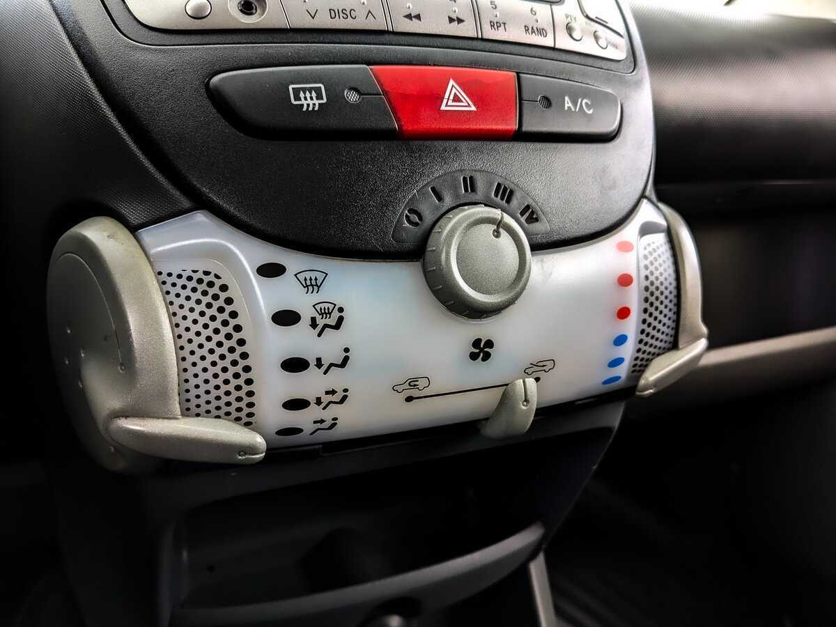 Citroen C1 с пробегом — 2011 год. Фото: #17