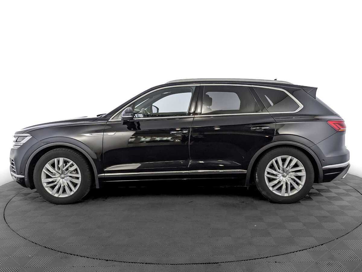 Volkswagen Touareg с пробегом — 2019 год. Фото: #7