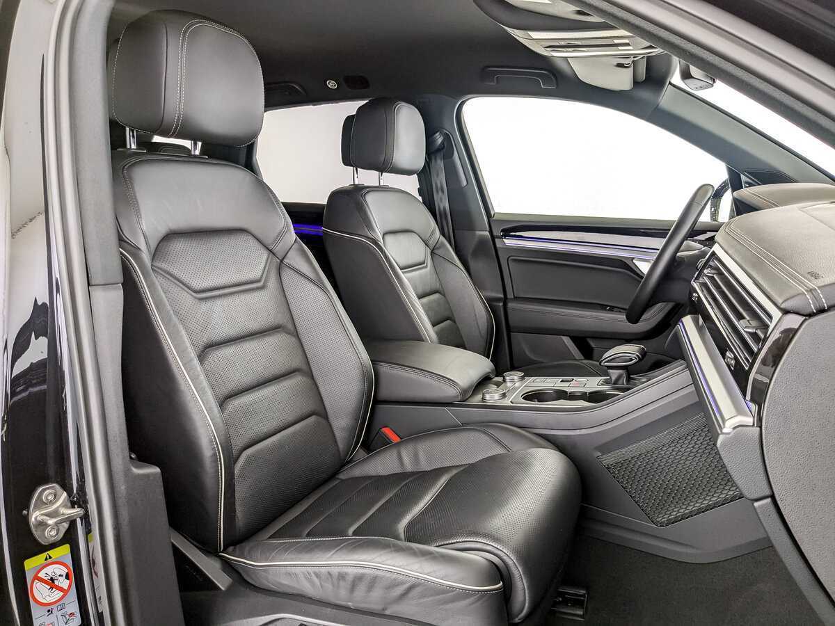 Volkswagen Touareg с пробегом — 2019 год. Фото: #20