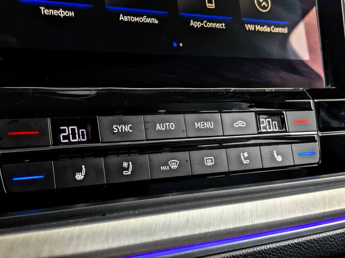 Volkswagen Touareg с пробегом — 2019 год. Фото: #23