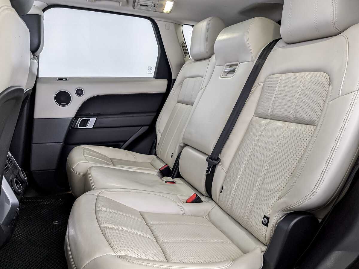 Land Rover Range Rover Sport с пробегом — 2019 год. Фото: #9