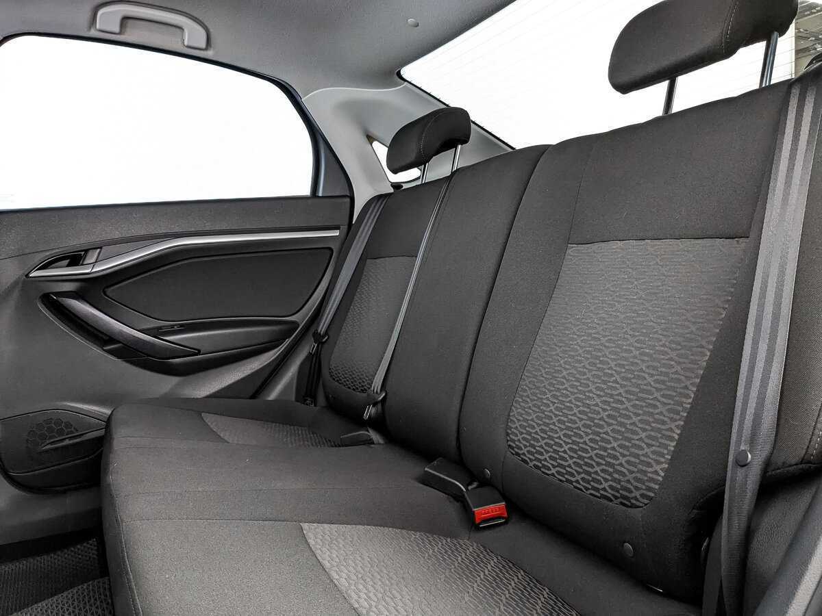 Lada (ВАЗ) Vesta с пробегом — 2020 год. Фото: #13