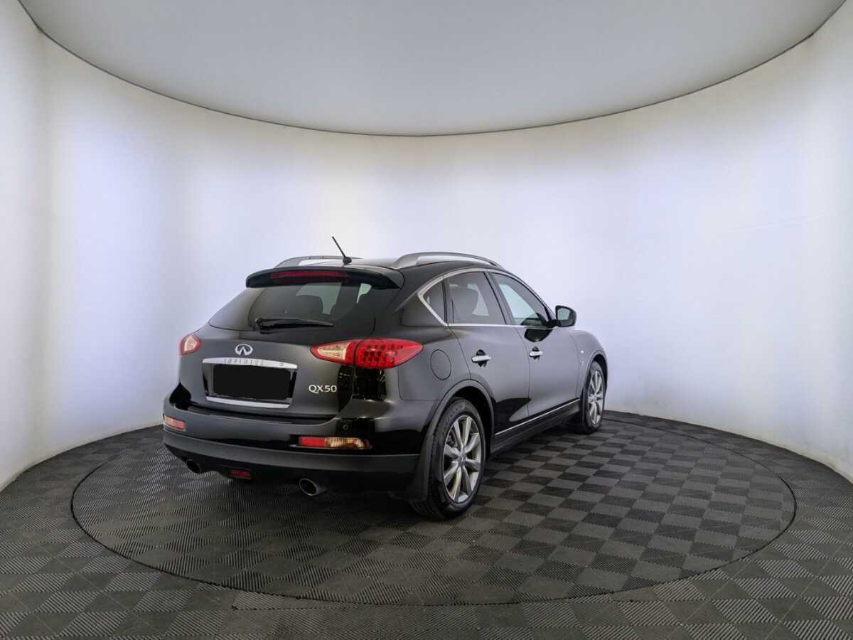 Infiniti QX50 с пробегом — 2015 год. Фото: #4