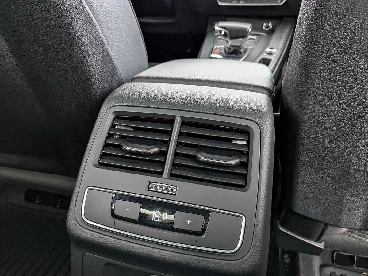 Audi A4 с пробегом — 2018 год. Фото: #21