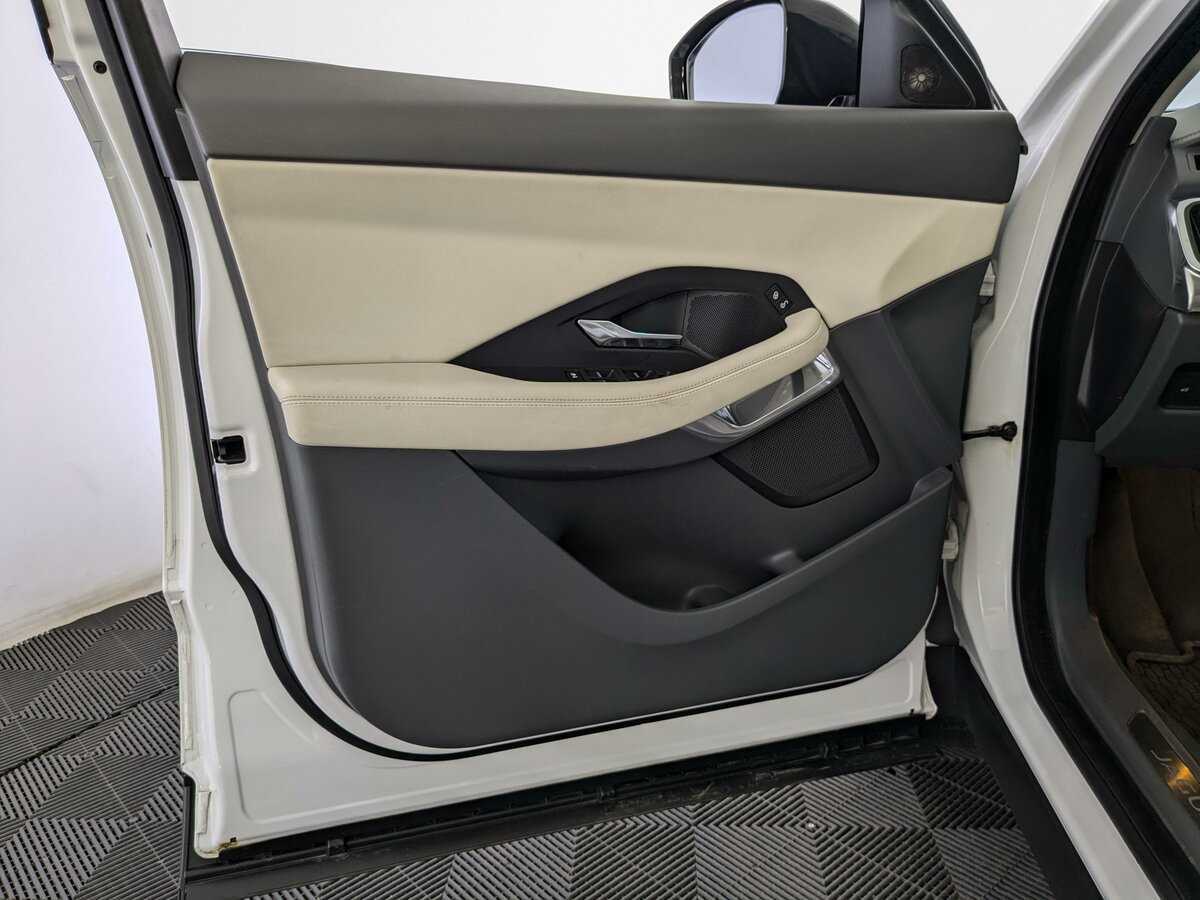 Jaguar E-Pace с пробегом — 2019 год. Фото: #14