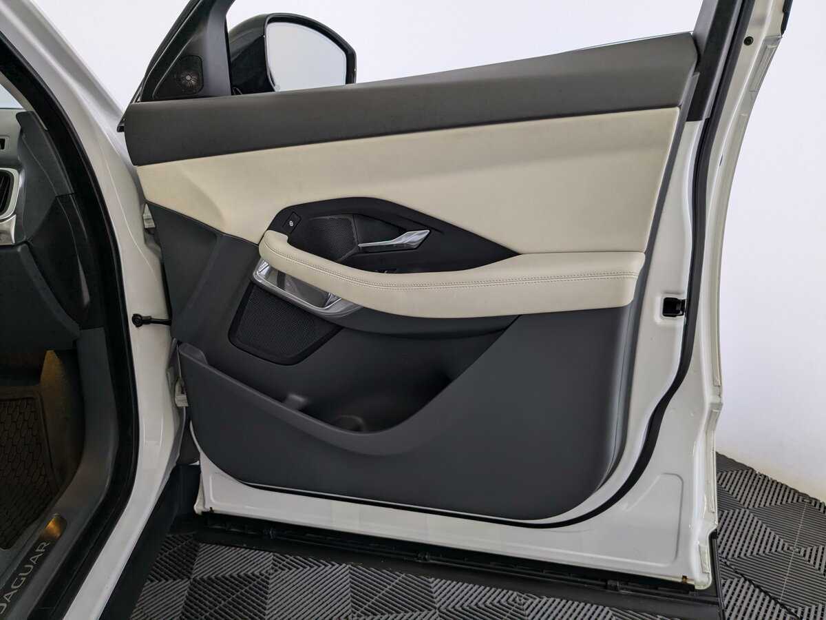 Jaguar E-Pace с пробегом — 2019 год. Фото: #20