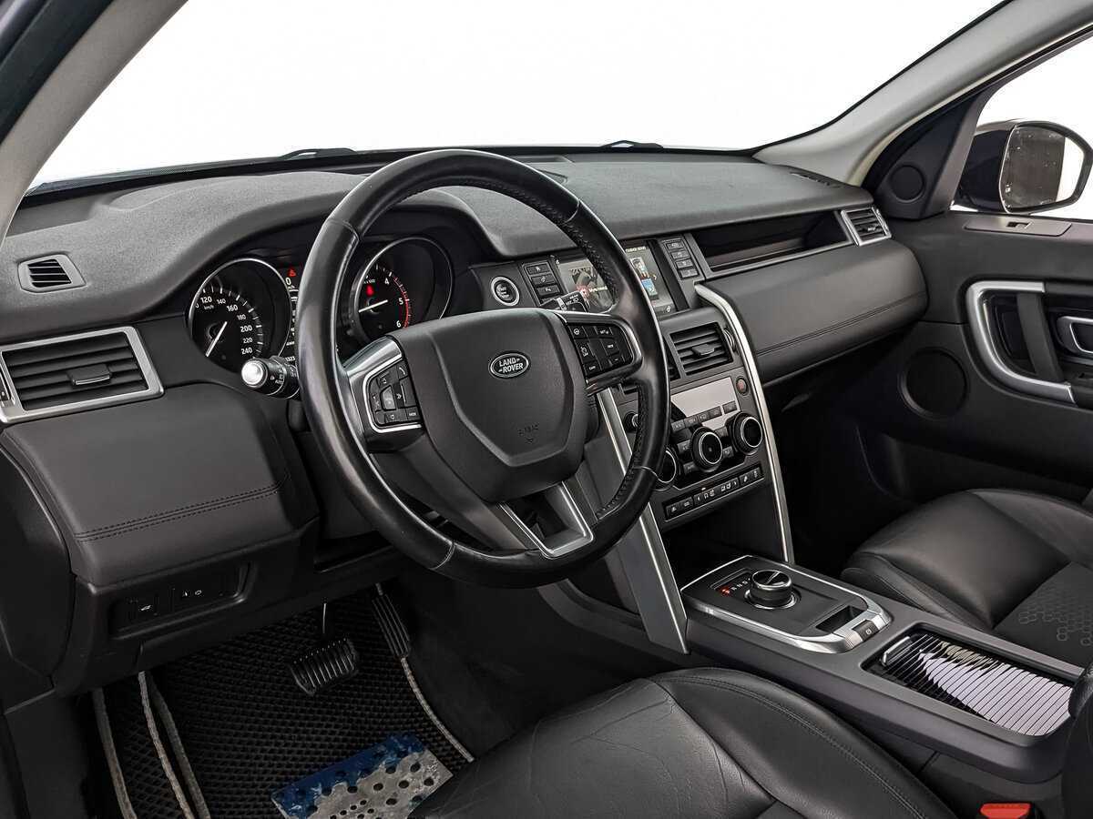 Land Rover Discovery Sport с пробегом — 2017 год. Фото: #9