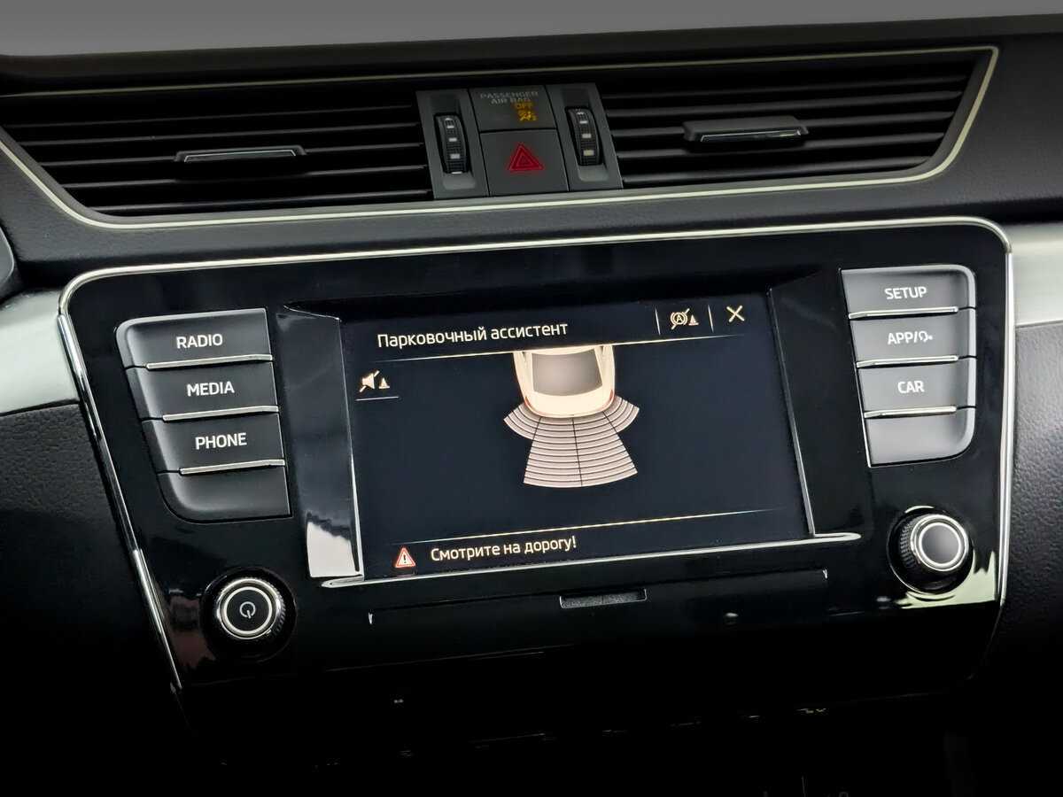 Skoda Superb с пробегом — 2019 год. Фото: #23
