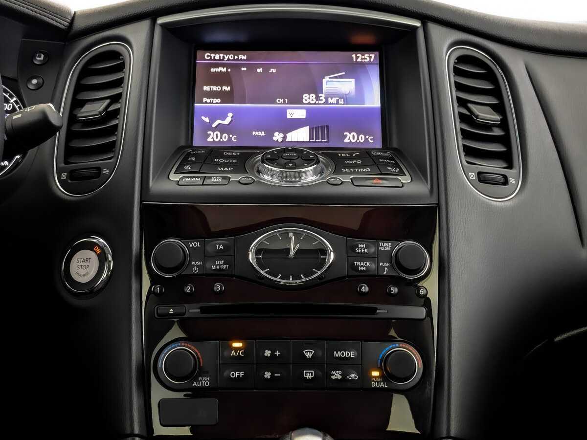 Infiniti EX с пробегом — 2012 год. Фото: #12