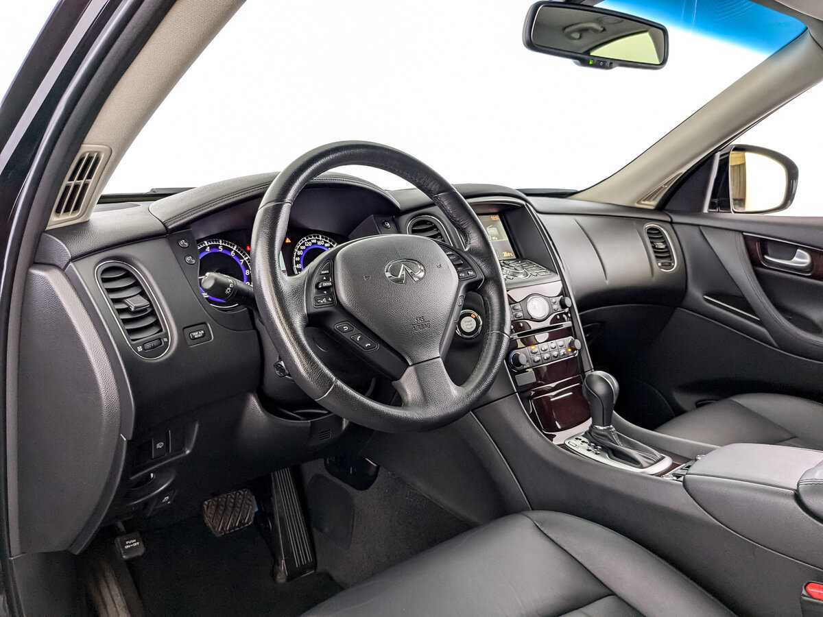 Infiniti EX с пробегом — 2012 год. Фото: #13