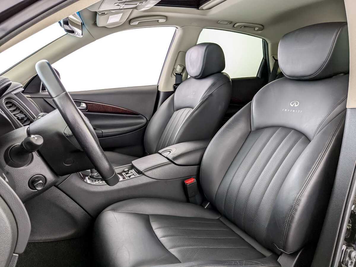 Infiniti EX с пробегом — 2012 год. Фото: #15