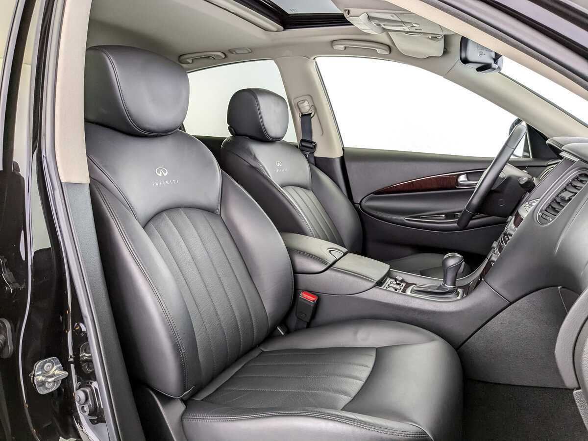 Infiniti EX с пробегом — 2012 год. Фото: #20