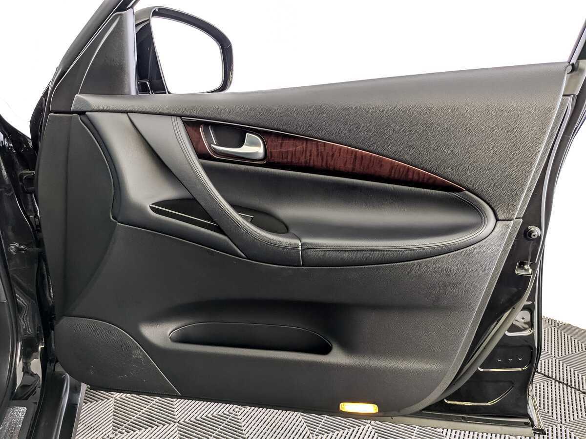 Infiniti EX с пробегом — 2012 год. Фото: #21