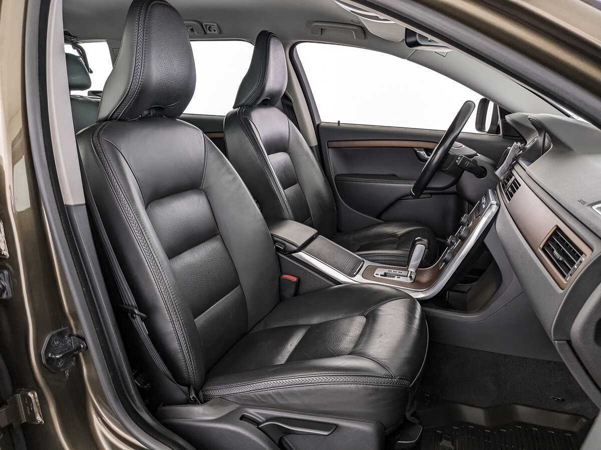 Volvo XC70 с пробегом — 2011 год. Фото: #19