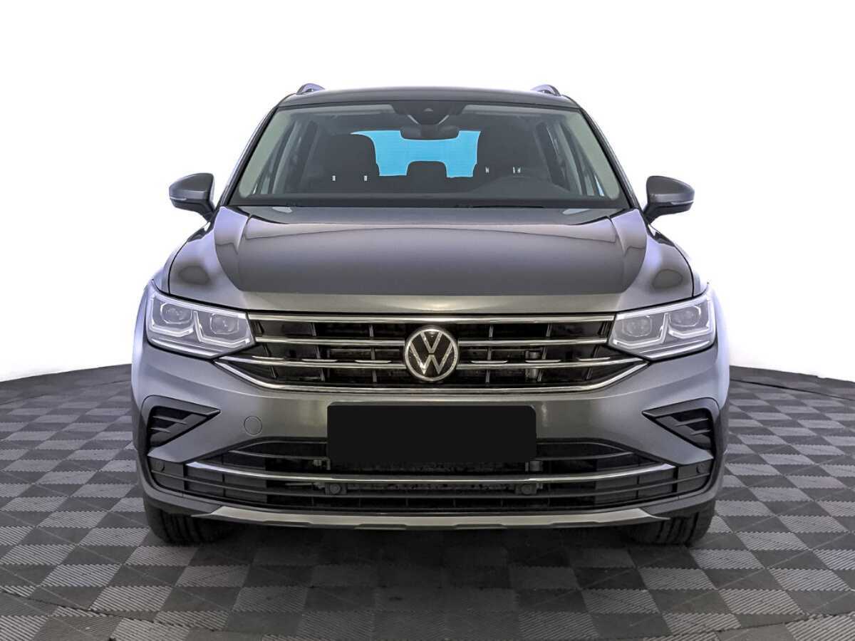 Volkswagen Tiguan с пробегом — 2021 год. Фото: #1