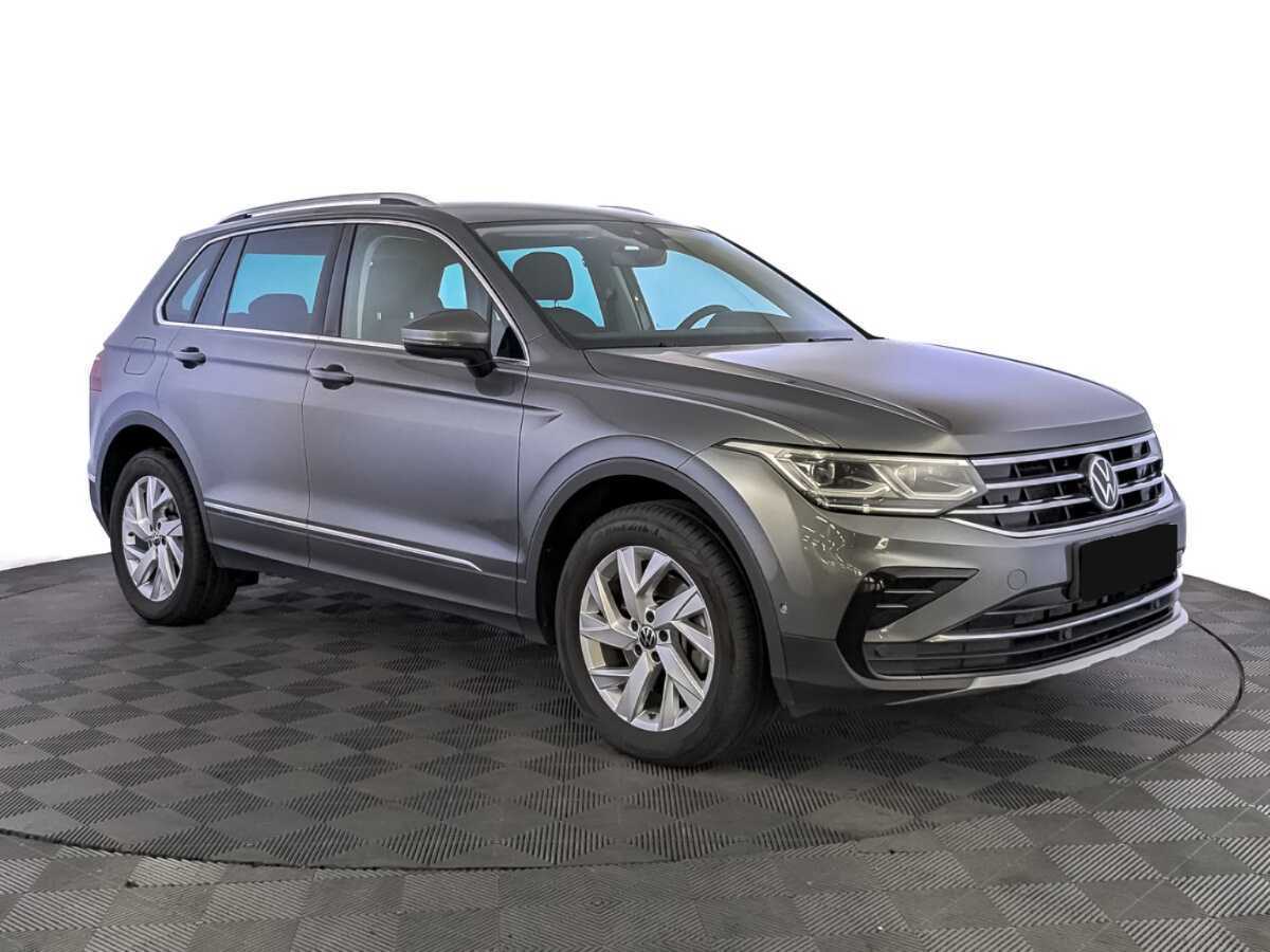 Volkswagen Tiguan с пробегом — 2021 год. Фото: #2