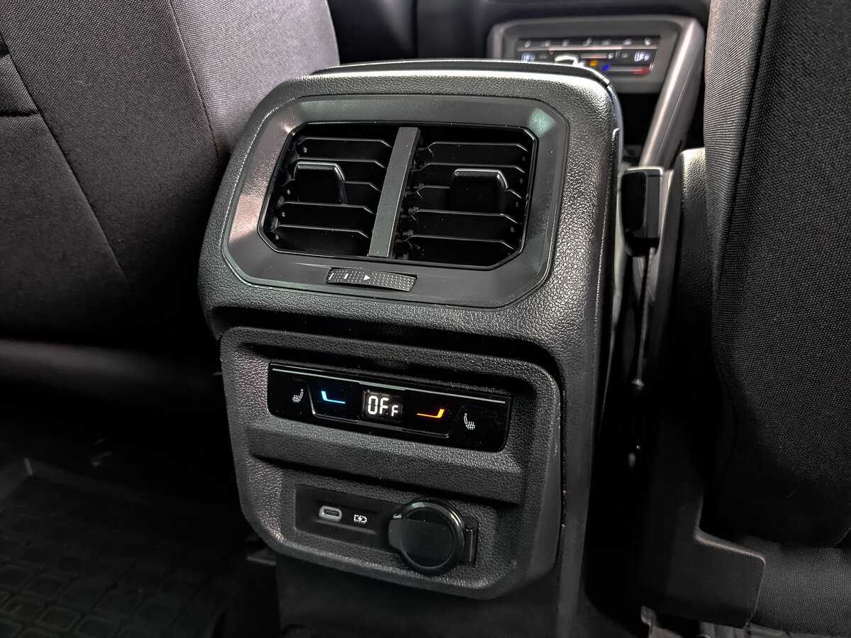 Volkswagen Tiguan с пробегом — 2021 год. Фото: #24