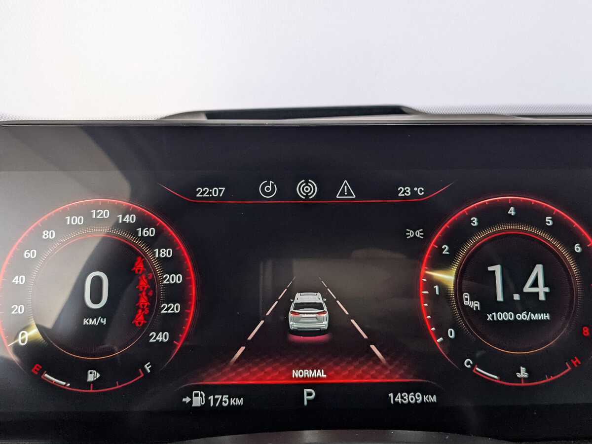 EXEED VX с пробегом — 2023 год. Фото: #11