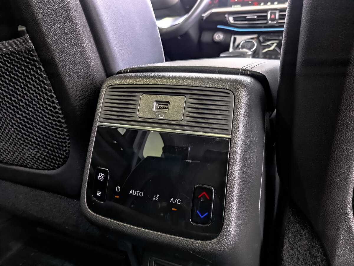 EXEED VX с пробегом — 2023 год. Фото: #25