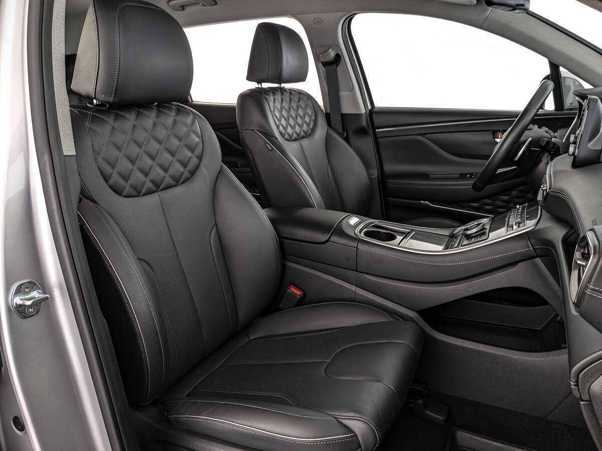 Hyundai Santa Fe с пробегом — 2022 год. Фото: #18