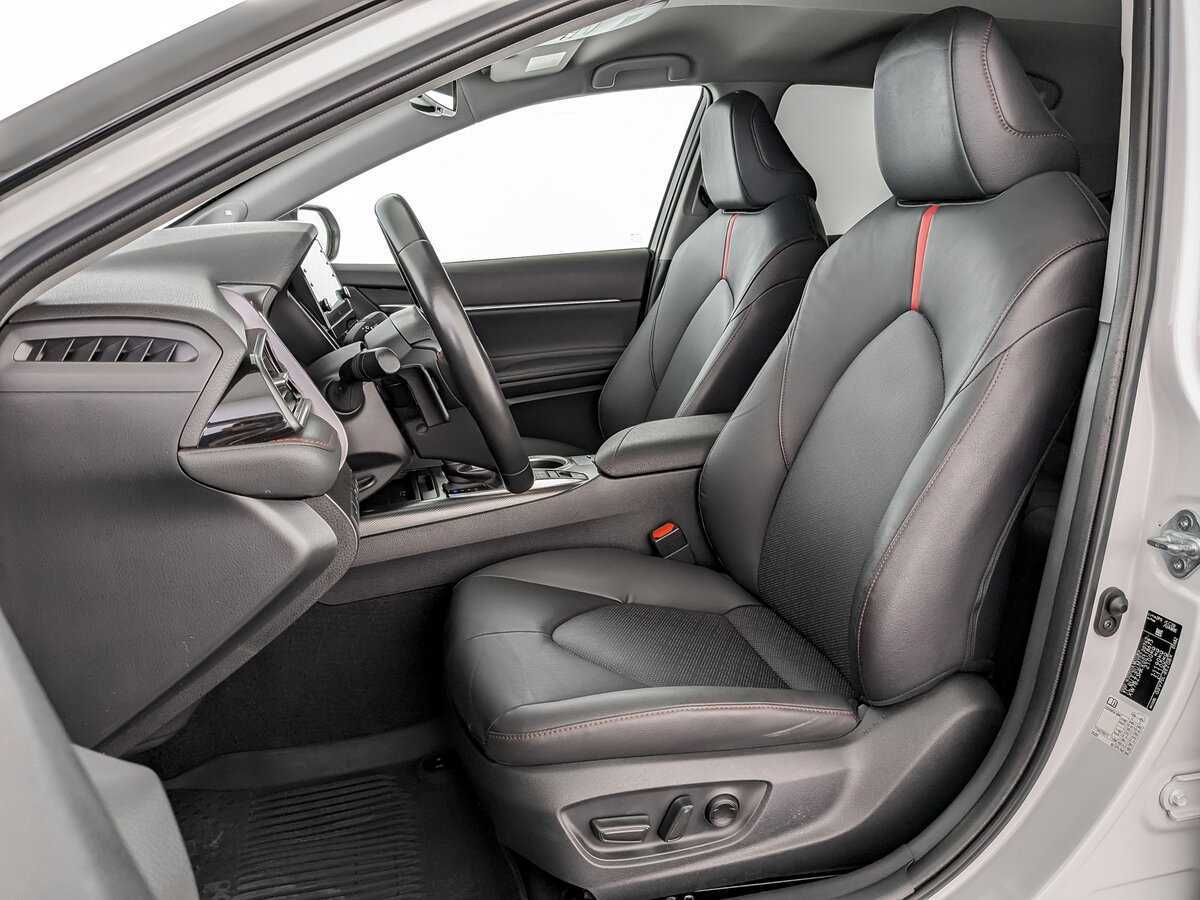Toyota Camry с пробегом — 2022 год. Фото: #15