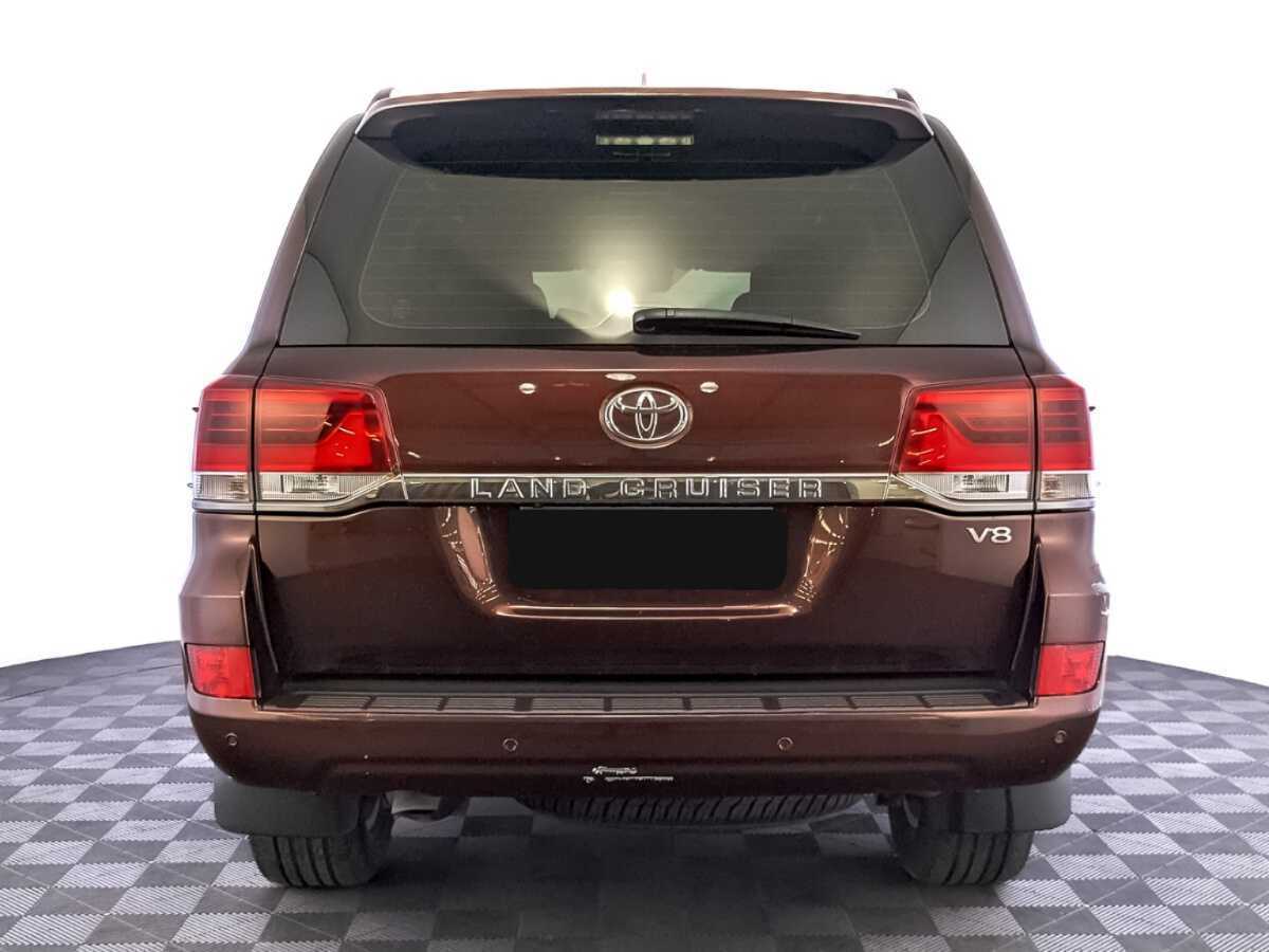 Toyota Land Cruiser с пробегом — 2017 год. Фото: #5