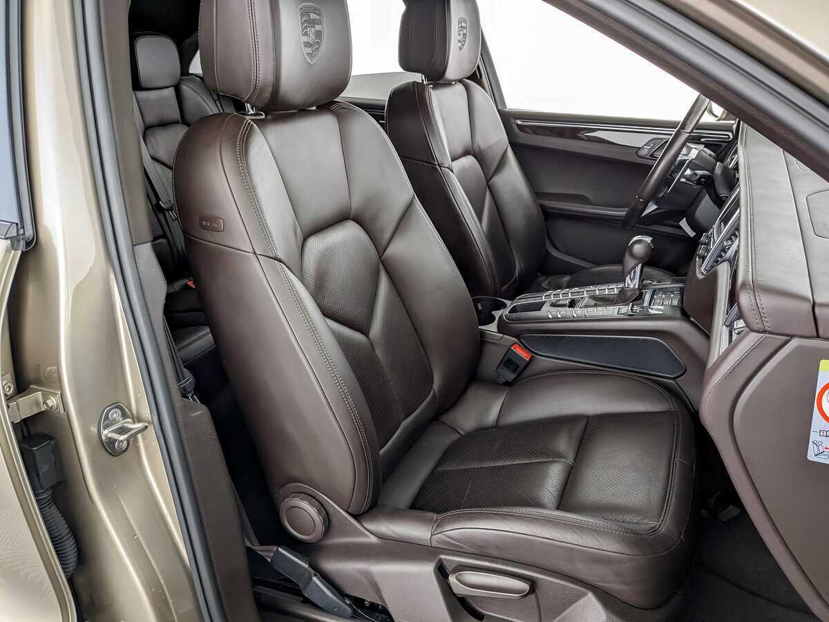 Porsche Macan с пробегом — 2015 год. Фото: #19