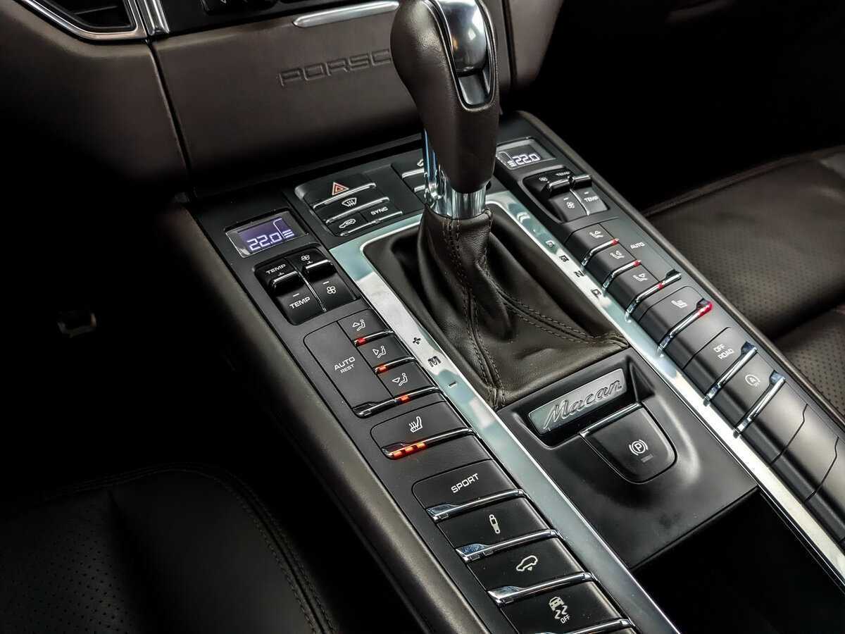Porsche Macan с пробегом — 2015 год. Фото: #23