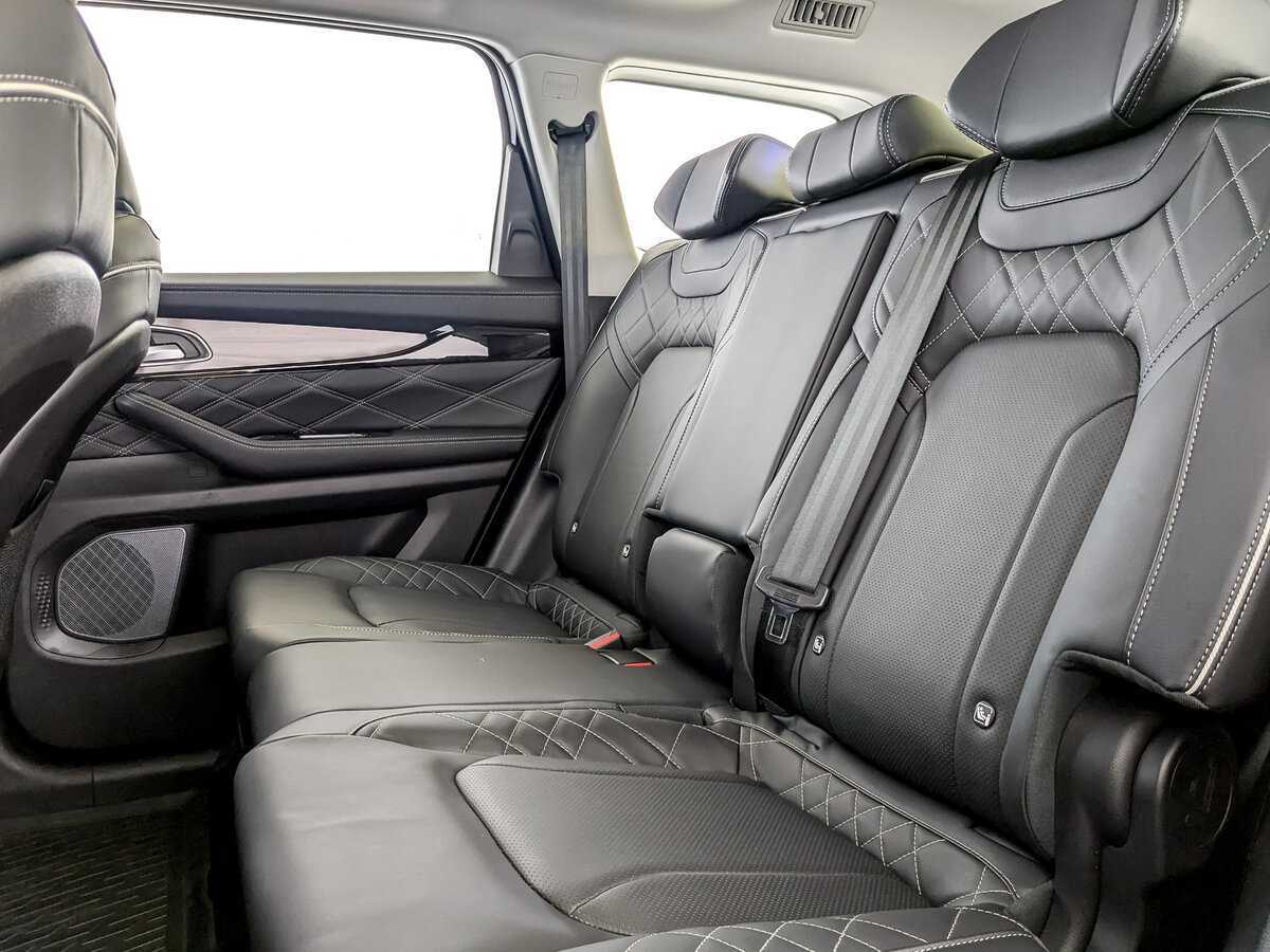 EXEED VX с пробегом — 2023 год. Фото: #9