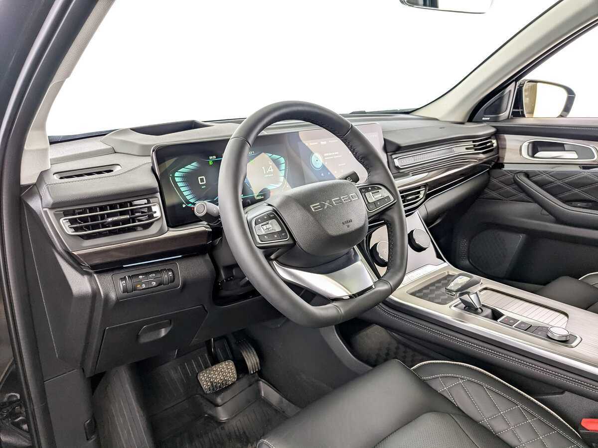 EXEED VX с пробегом — 2023 год. Фото: #13