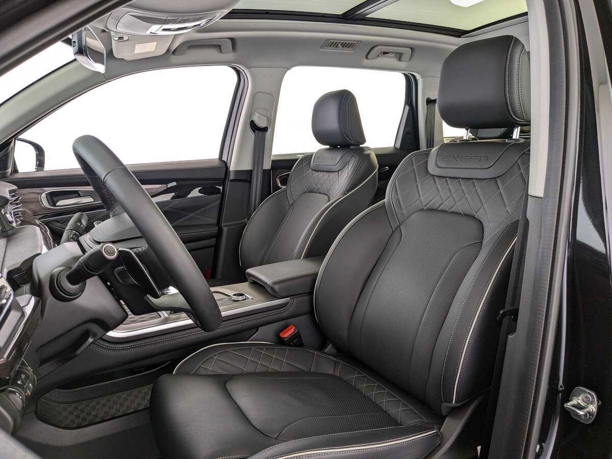 EXEED VX с пробегом — 2023 год. Фото: #15