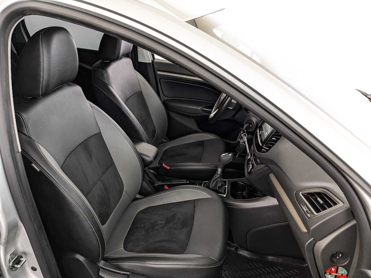 Lada (ВАЗ) Vesta с пробегом — 2020 год. Фото: #19